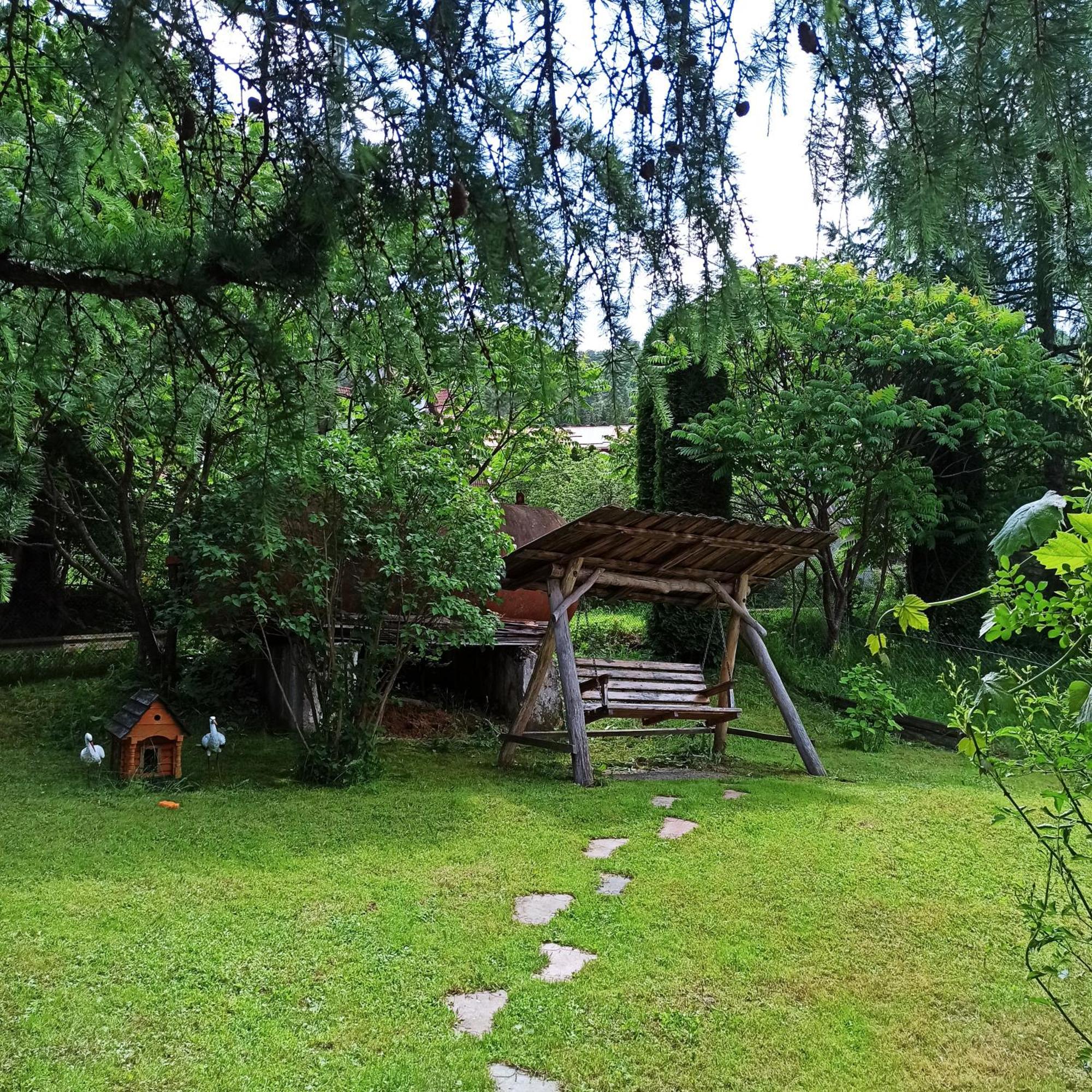 Guest House Grunyk Yaremche Eksteriør billede